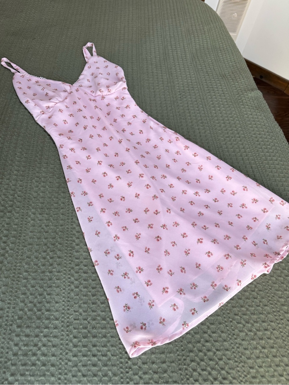 Women’s Pink Floral Slip Dress